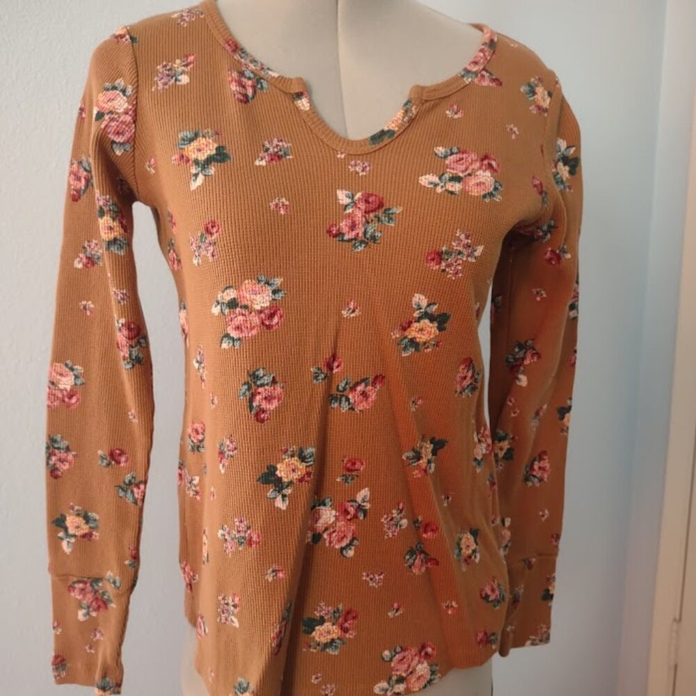 Style & Co - PP Long Sleeve - Thermal Knit in Light Brown with Floral Print